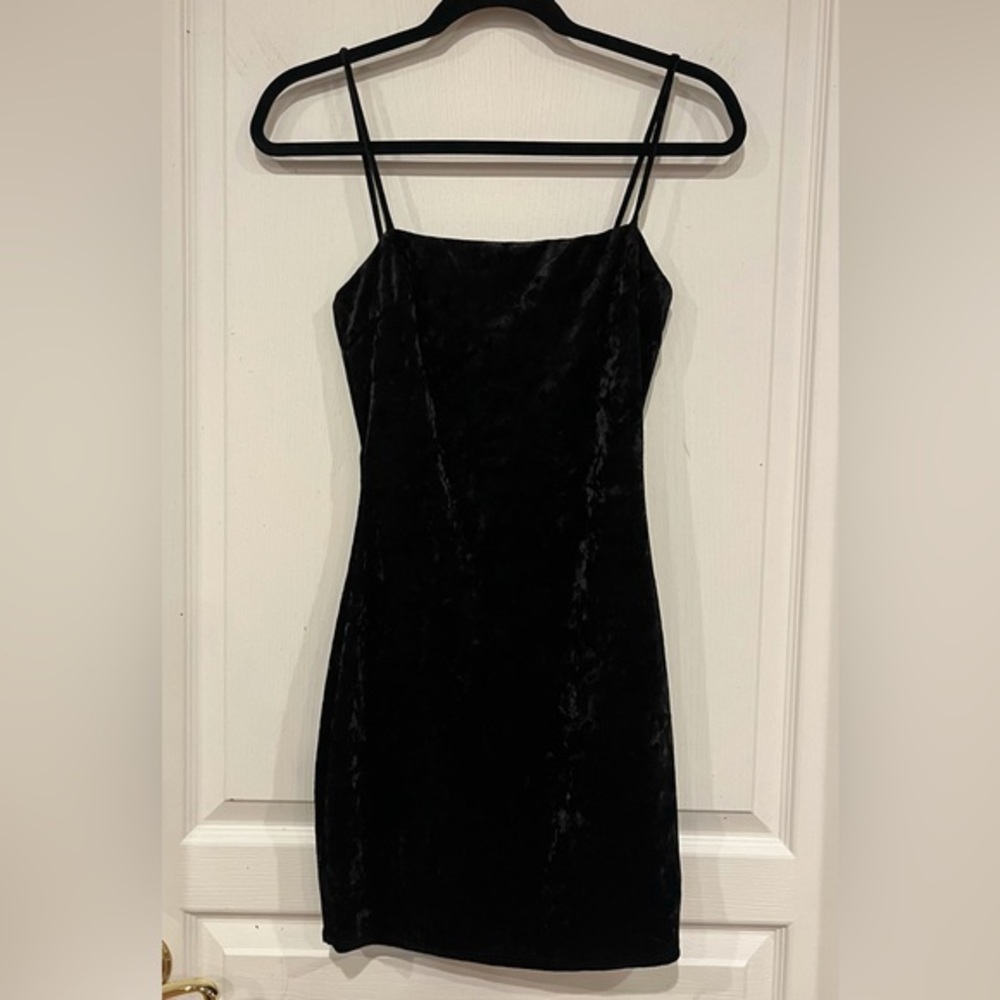 Lulus black velvet mini dress